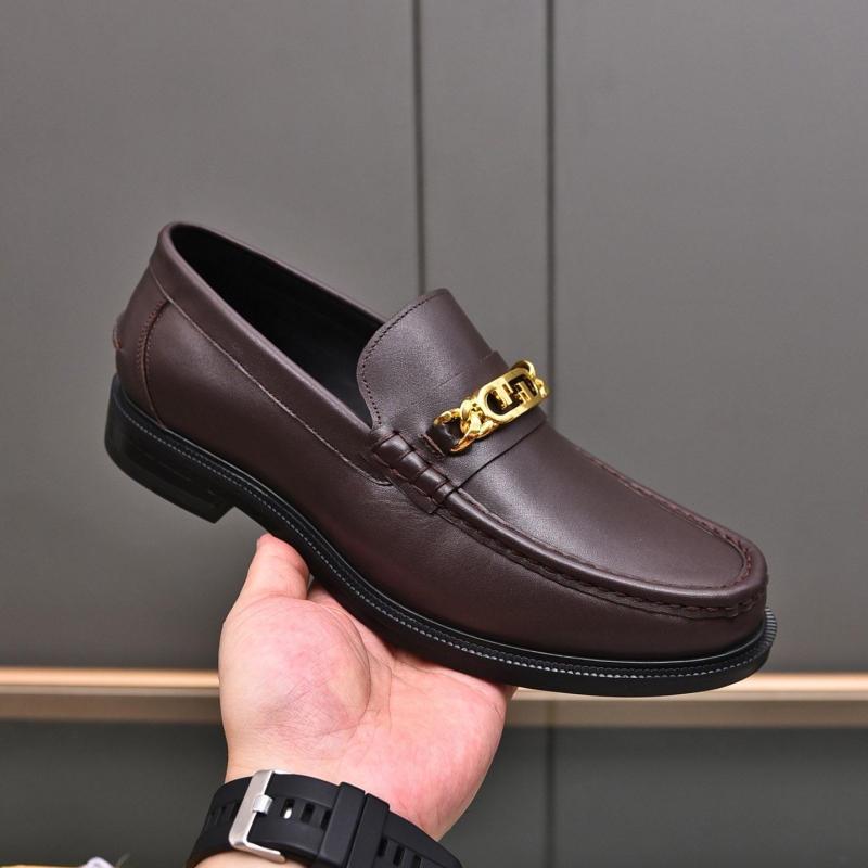 F**di leather shoes